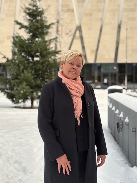 Katja M Björklund